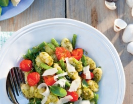 receptenvandaag Italiaanse gnocchi met pesto, sperziebonen en tomaatjes