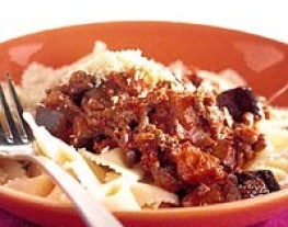 1 farfalle met auberginesaus