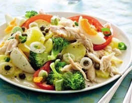 14 aardappel-makreelsalade